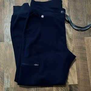 Figs navy blue size small petite